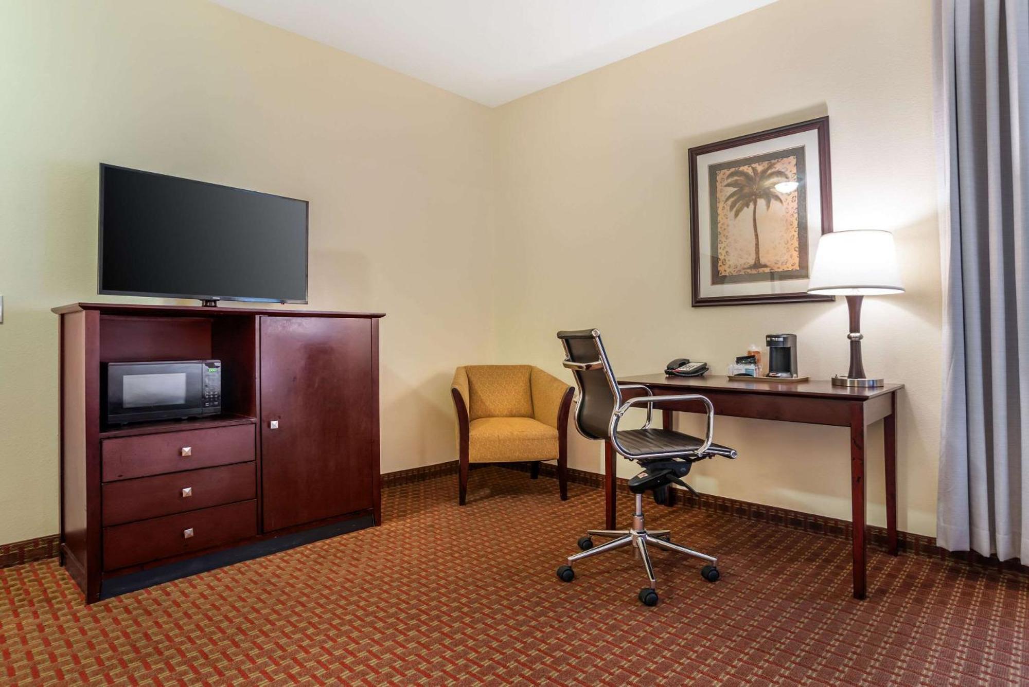 Comfort Inn & Suites Crestview Zewnętrze zdjęcie